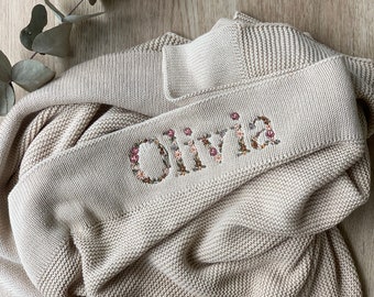 Personalised floral embroidered baby blanket, newborn gift, knitted baby blanket, floral baby blanket, Heirloom baby blanket