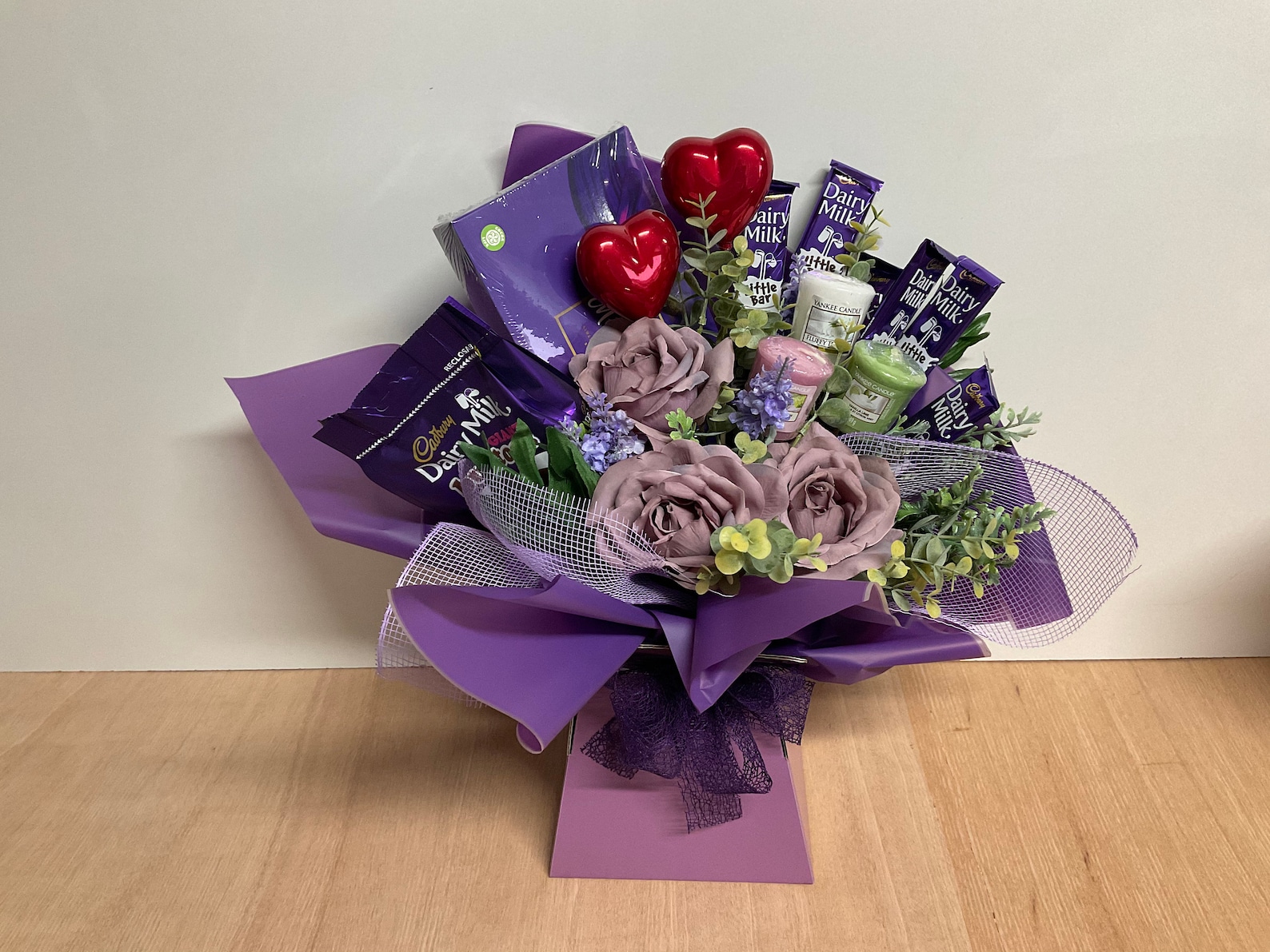 Cadburys Gift Set, Decorative Floral Flowers, Yankee Candle Gift Set