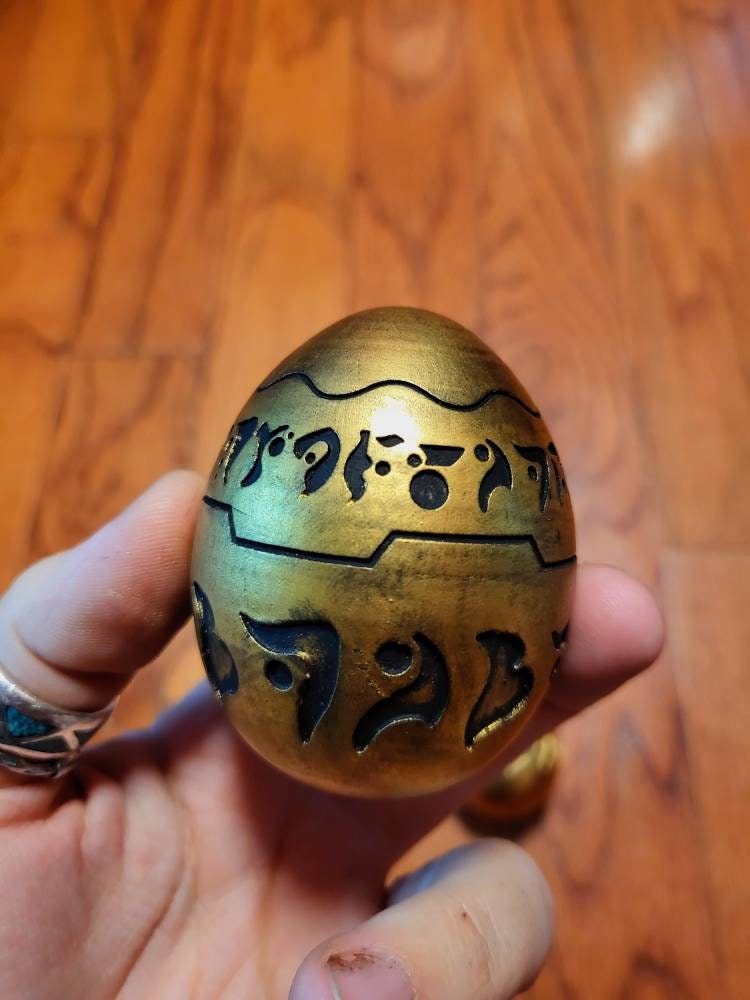 Uncharted Precursor Orb: Resin Printed Golden Egg Replica. Drake's