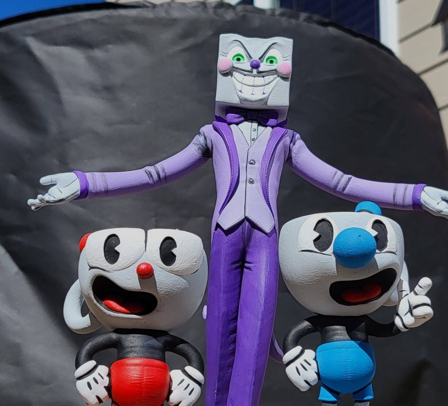 King Dice Cosplay Photos From Con : r/Cuphead