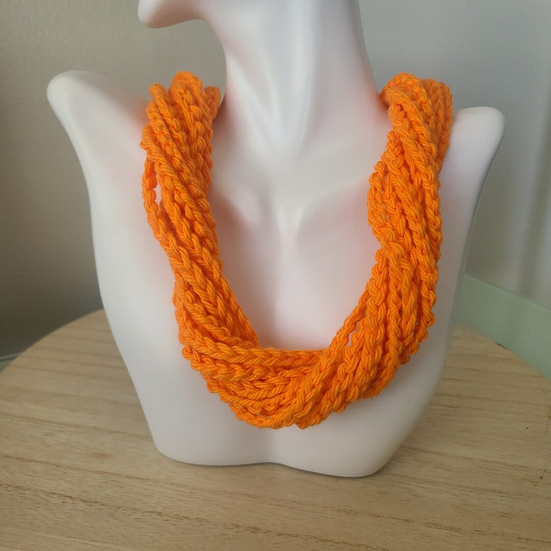 Crochet Yarn Necklace//crochet Jewelry, Crochet Necklace, Necklace, Crochet Gift, Crochet