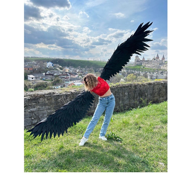 Zwarte vleugels en staart cosplay kostuum volwassen kostuum, handvleugels, flexibele handvleugels, Halloween-kostuum, zwarte vogelkostuum