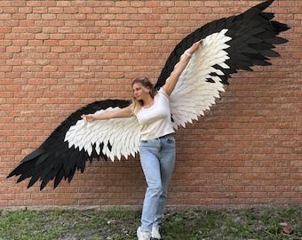 Wings Cosplay Black White Costume, Realistic Magpie Hawk Stork Owl Bird Wings, Large Movable Wings for Women