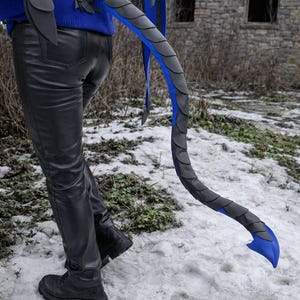 Svart drakesvans Cosplay, demondjävulskostymtillbehör, monsterpälsdräkt, fantasivarelsesvans, gotisk Halloween-outfit