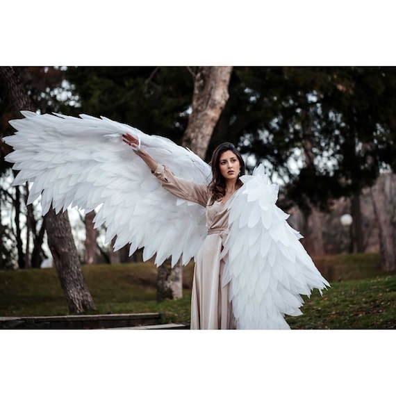 White and Gold Wings, Large Wings, Angel Wings Costume Cosplay, Cupid  Wings, Gold Tips, Adult Wings Photo Prop Woman, Adult Angel Costume -   Israel