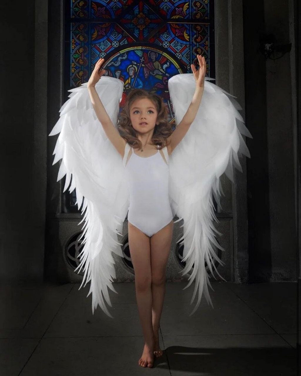 Disfraz de alas de ángel de plumas blancas iluminadas para niños y niñas,  alas de hadas negras con LED para mujeres, Halloween, cosplay, fotografía