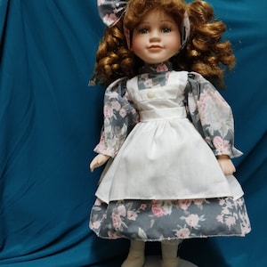 Vintage Porzellanpuppe, 40 cm Porzellanpuppe, Schöne Vintage Puppe