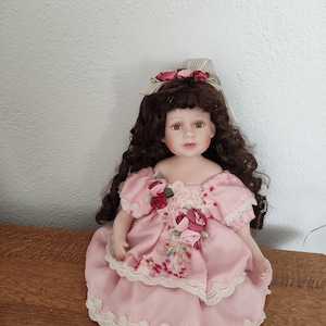 Porzellanpuppe,Vintage Puppe,schöne realistische Porzellanpuppe