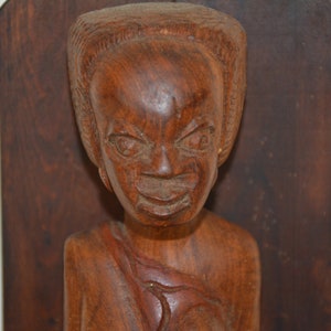 Bolivian Vintage Wooden Figurine,African Wall Decor,African Woman Figurine,Handmade Figurine