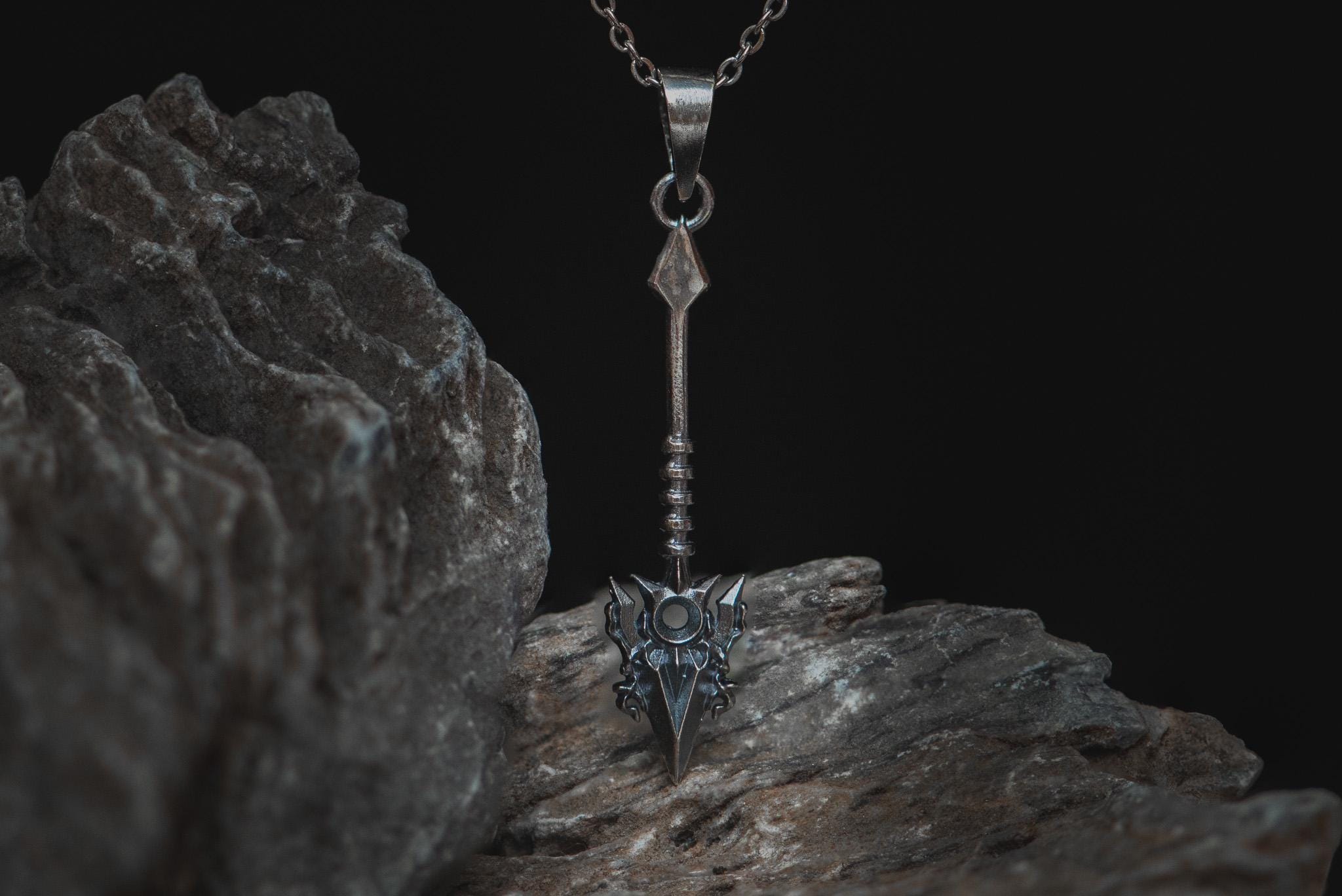 Pantheon Flame Spear Silver Pendant - Dark Silver | Inspired by League of Legends, LoL, Arcane - Necklace for Gamers Collectors