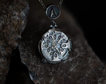 Inspired Arcane Ekko Stopwatch Pendant – S925 Dark Silver Necklace for League of Legends Fans, Gamer Jewelry, Cosplay and Anime Gift