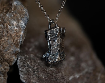 Vi Fist Silver Pendant - Dark Silver | Arcane x League of Legends Inspired Necklace | Fan Made Jewelry for Cosplay & Gifts