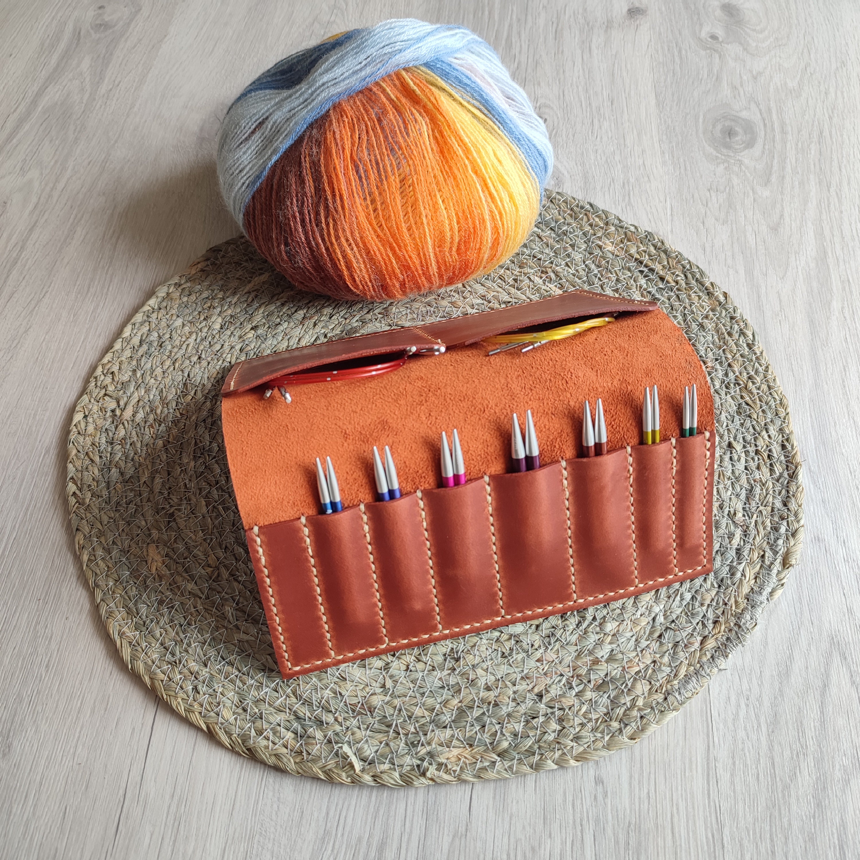 Knitting Organizer for Needle Crochet Hooks, Gift for Mum, Leather