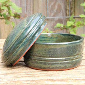 Treasure box - Jar with lid - Lidded jar - Hand-thrown ceramic