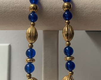 Vintage bead necklace, adjustable bead necklace, hook closure bead necklace, vintage mid century style necklace, vintage bead necklace