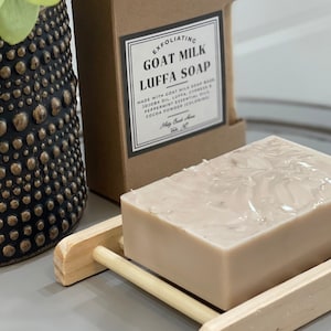 Handmade Cypress Peppermint Goat Milk Bar Soap Exfoliating With Natural Luffa
