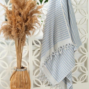 Turkish Cotton Peshtemal Towel: Handloomed Jacquard Bath & Beach Towel
