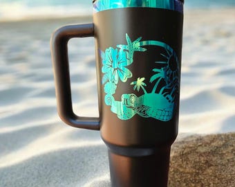 Beach scene, Beach wrap, 40 oz personalized engraved tumblers with lid and straw, gift, travel mug