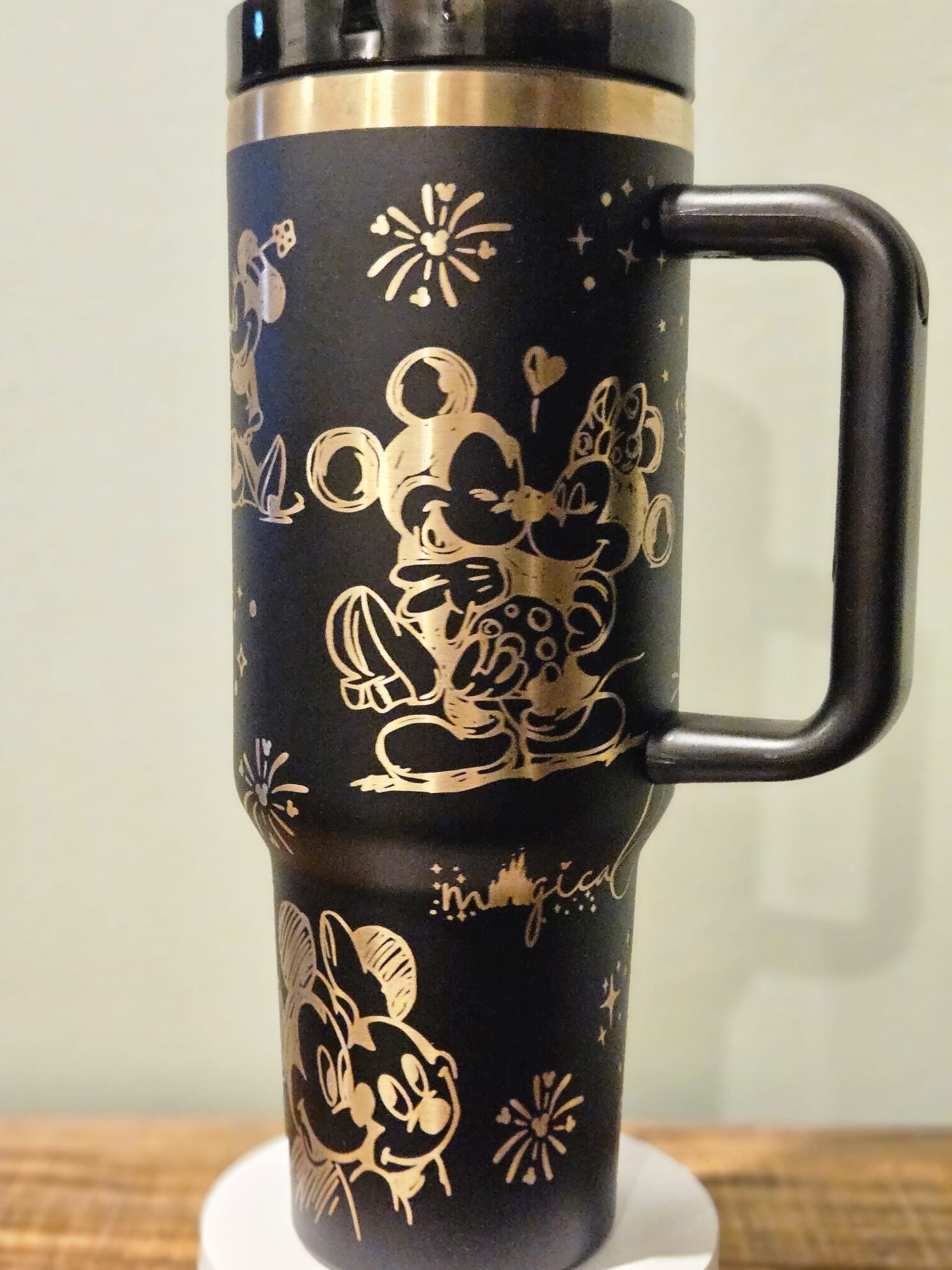 Beautiful 40oz Mickey and Minnie black with gold engraved, and White/Black Rainbow plated options, tumblers with lid, gift, travel mug.