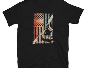Retro BANDERA de EE.UU. Kayak camiseta unisex de manga corta