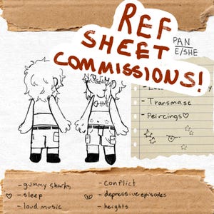 Puede incluir: Una ilustración de hoja de referencia digital que muestra un personaje de frente y de espaldas, con una camiseta con gráfico de espina de pescado y pantalones cortos cargo. El texto dice REF SHEET COMMISSIONS, PAN, HE/SHE, Transmasc, Peircings, gummy sharks, sleep, loud music, Conflict y depressive episodes.
