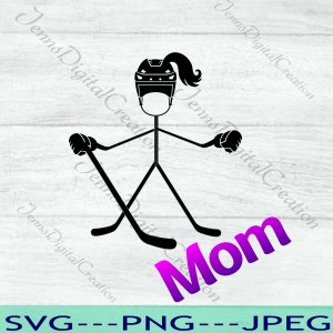 Diese Hockey Mom SVG-Datei kann verwendet werden, um Ihren Stolz für Ihre weibliche Eishockeyspieler auto fenster, Shirts, Tassen, Tassen, Hüte, etc. zu zeigen.