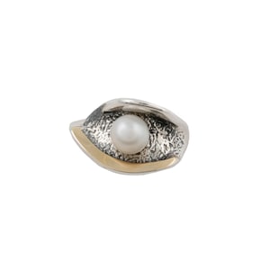 Pearl Ring.  Sterling Silver with Gold Ring with White Freshwater Pearl. Artisan Handmade Ring. Summer Ring. handmmade Israeli Jewelry