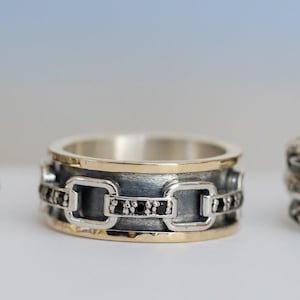 Meditation Ring – Link Design in Sterling Silver & Gold | Handcrafted in Israel