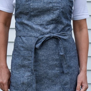 Unisex Kitchen Apron With Pockets | Fits Men and Women | Full Coverage | Cooking and Entertaining Holiday Gift | Gift for Him or Her