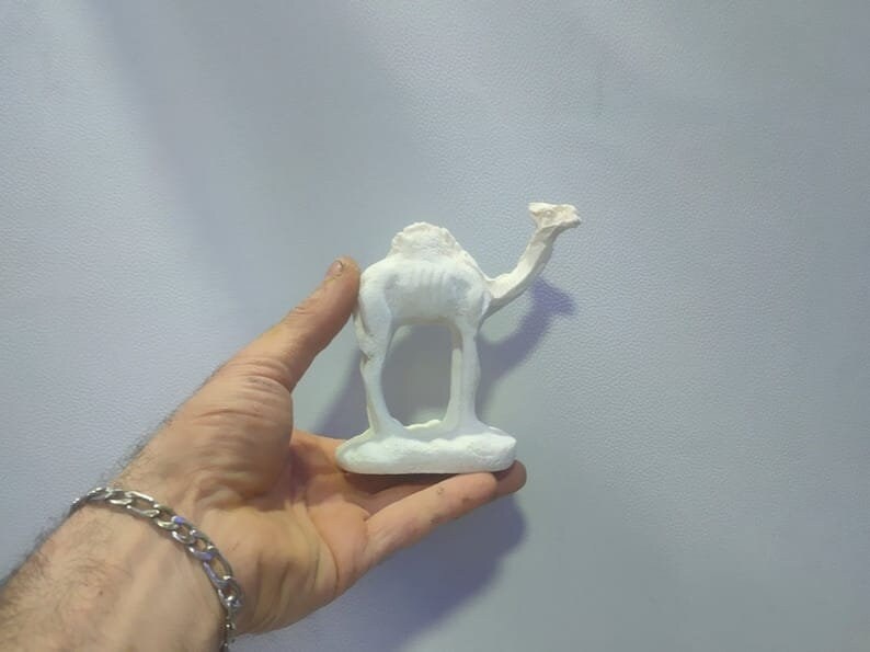Alabaster pyramid - Etsy 日本