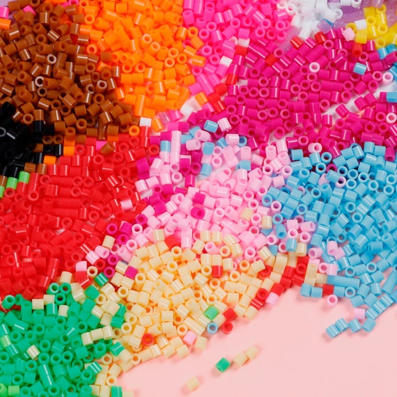 Incraftables Fuse Beads Kit 4000pcs (16 Colors). Hama Melting Beads for Kids Crafts (5mm) Unisex