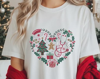 Christmas Nurse Heart Shirt, Holiday Medical Gift, Xmas ER ICU Nurse Doctor Tee, Merry Christmas RN Stethoscope T-shirt