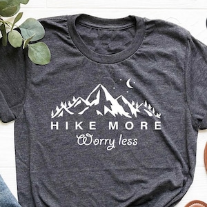 T-shirt de randonnée, T-shirt montagne, T-shirt aventure, T-shirts camping, T-shirts randonneur, T-shirt amoureux de la nature, Cadeau camping, T-shirt vacances