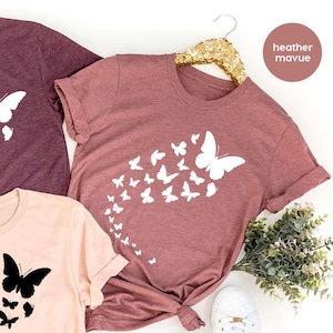 Butterfly Shirt, Shirts for Women, Butterfly Crewneck Sweatshirt, Minimalist Shirts, Gift for Her, Animal Graphic Tees, Mothers Day Gift