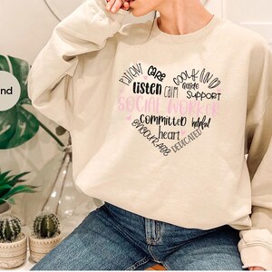Sozialarbeiter Wertschätzung Shirt, Sozialarbeiter Geschenk, Motivations-T-Shirt, Sozialarbeiter Shirt, Sozialarbeit Rundhals-Sweatshirt Bild 6