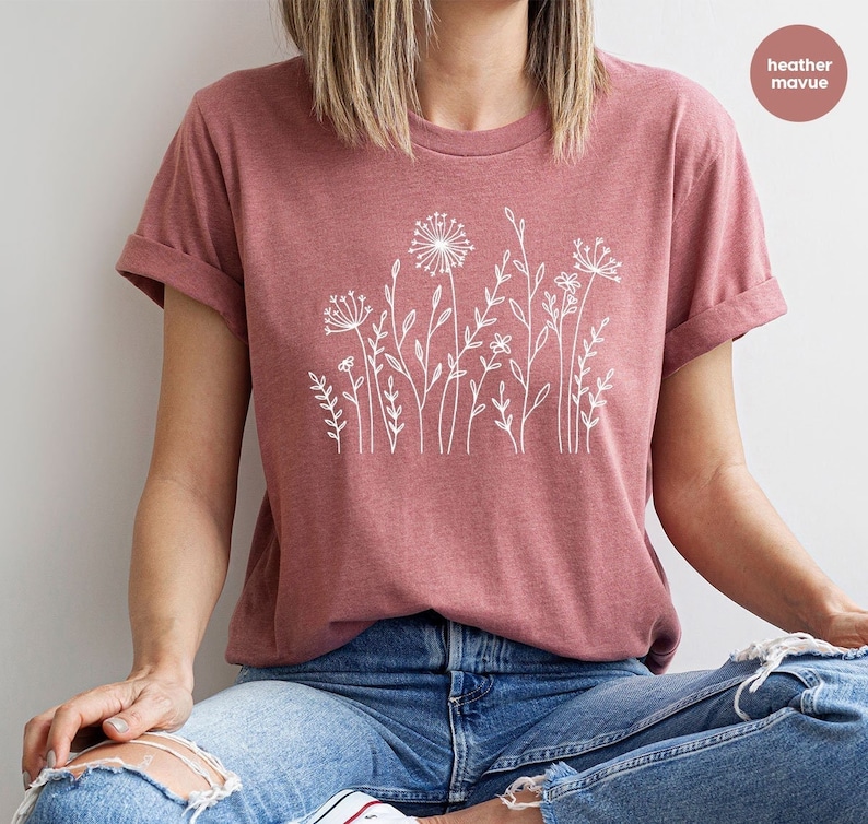 T-shirts minimalistes, cadeaux pour femme, sweat-shirt ras du cou à fleurs, t-shirts esthétiques, chemises à fleurs pour femme, t-shirts graphiques fleurs sauvages image 1