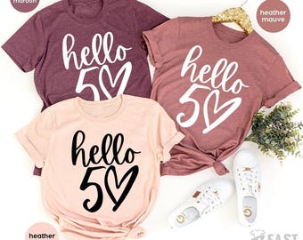 50歳の誕生日シャツ、ハロー50Tシャツ、50歳のお祝いギフト、ハロー50シャツ、50歳のお祝いシャツ、誕生日Tシャツ、50歳の誕生日ギフト