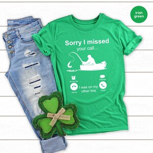 Camiseta de pesca, camiseta de pescador, camiseta "Lo siento, no pude contestar tu llamada, estaba en otra línea", camiseta para papá, regalo para esposo, camiseta para el Día del Padre imagen 6