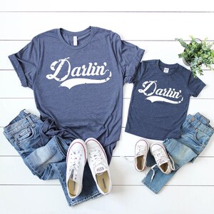 Darlin Shirt, Darlin' T-Shirt, Southern Shirt, Southern Tee, Western Shirt, Darlin' Graphic Tee, Country Music Shirt, Concert Shirt Bild 5