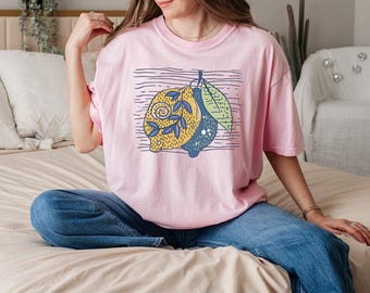 Comfort Colors® Vibrant Lemon Illustration Shirt, Artistic Abstract Nature Design, Cute Fruit Apparel for Art Lovers and Nature Enthusiasts