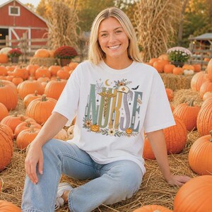 Camiseta de enfermera de Halloween Comfort Colors®, camiseta gráfica para enfermeras registradas, regalo para trabajadores de la salud, ropa para enfermeras registradas, linda camiseta espeluznante para la escuela de enfermería