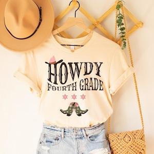 Howdy Fourth Grade Teacher Shirt Country Western Teacher Shirts Cowgirl 4th Grade Teacher Team Shirts Retro Cowboy Rodeo Teacher Crew Shirts