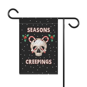 Decoración navideña gótica, bandera navideña gótica espeluznante para jardín, bandera navideña oscura y espeluznante, esqueleto de escalofríos para las estaciones, decoración navideña para el hogar imagen 6