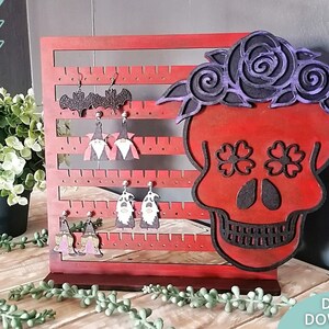 Bloemen schedel oorbellen display stand svg, Gotische sieraden stand svg bestand, Glowforge Ready SVG, Laser Cut Digital Download, Commercieel Gebruik