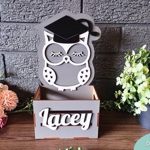 Caixa de formatura de coruja svg, caixa de formatura personalizada svg, download digital de caixa de coruja fofa, arquivo de corte a laser pronto para Glowforge, uso comercial