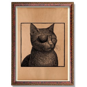 以下が含まれることがあります： 眼帯をした猫の額装されたヴィンテージプリント。猫のセピア色の詳細なイラストは、黒い長方形の枠内にあります。フレームは、装飾的な縁が付いた濃い色の木材でできており、クラシックな雰囲気を添えています。
