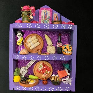 Altar de muertos en miniatura