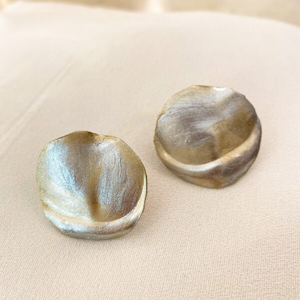 Handmade Silver Modern Stud Earrings, Lightweight Bridal Earrings, Large Statement Clips Earrings, Recycled Plastic Jewelry, Made in Italy