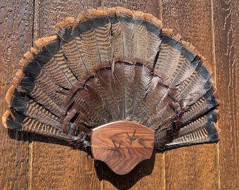 Turkey Tail/Beard Plaque Engraved Tracks Hardwood