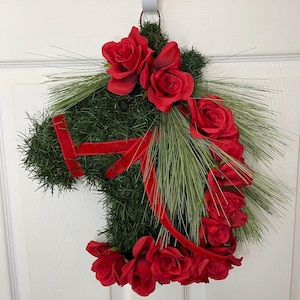 Horse head wreath, Equestrian wreath, barn decor, horse lover, western decoration, farmhouse decor, rustic equestrian wreath, door decor